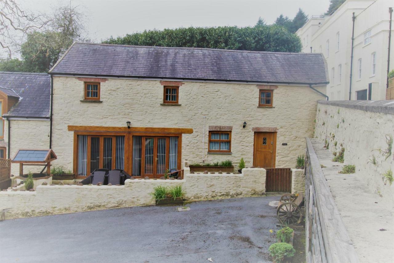 Fletcher Coach House Pendine Exterior foto
